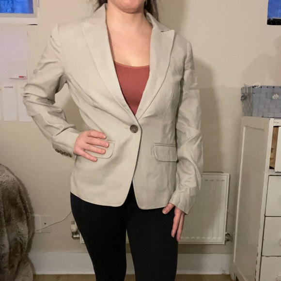 Banana Republic Blazer - Picture 4 of 9